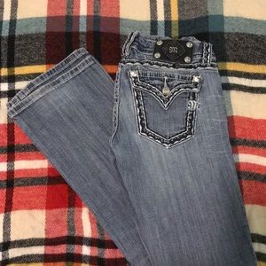 Gently used. Women’s Miss Me Jeans
